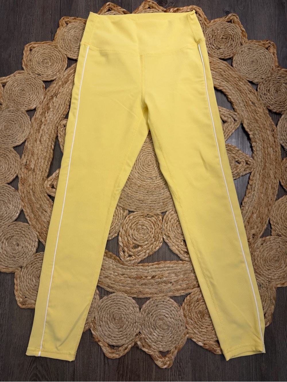 WILO High-Waist Yellow  Leggings with White Side Stripe